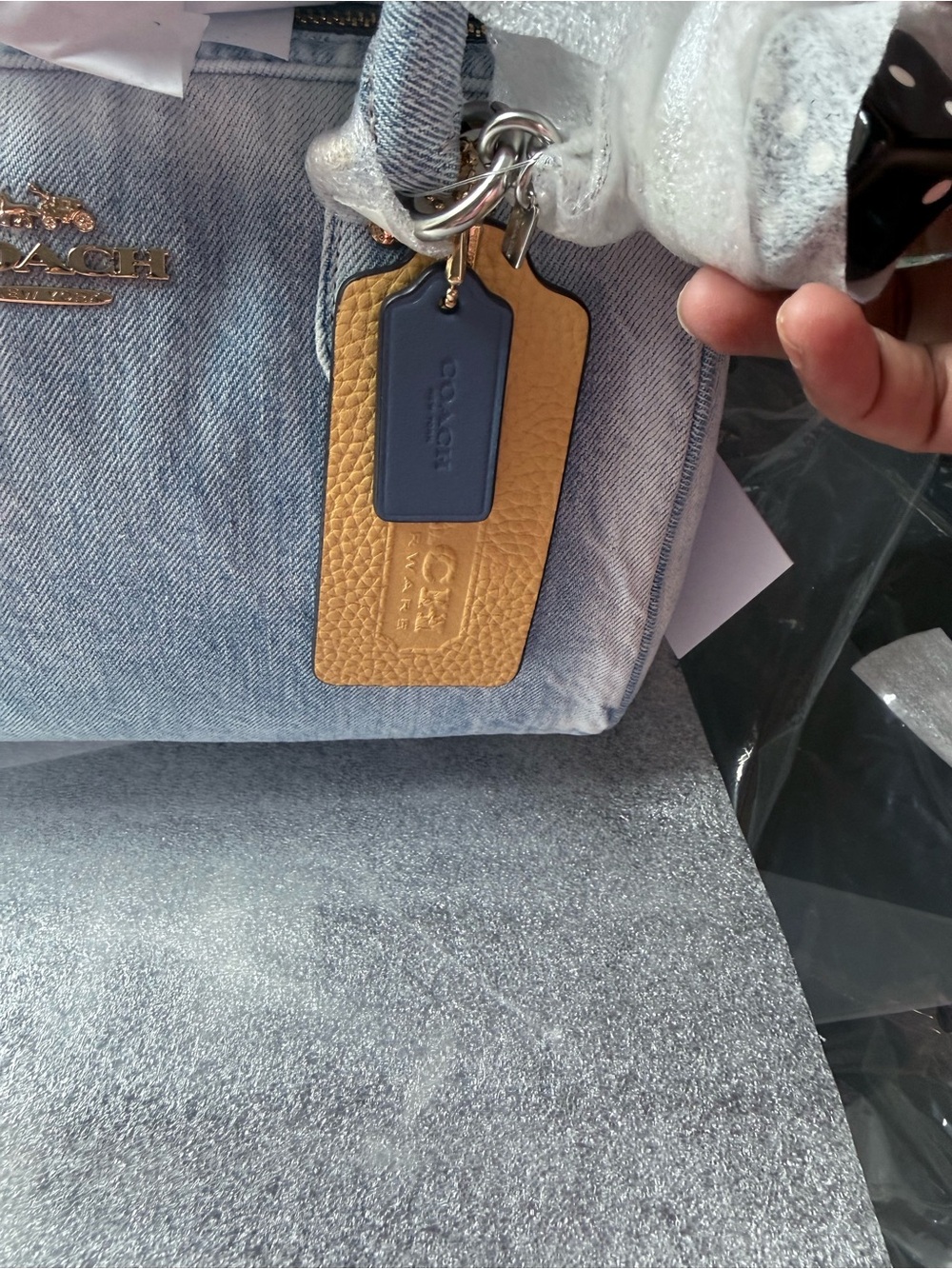 BNWT Coach Rowan Satchel Bag In Loved Denim With Charms - Picture 7 of 7